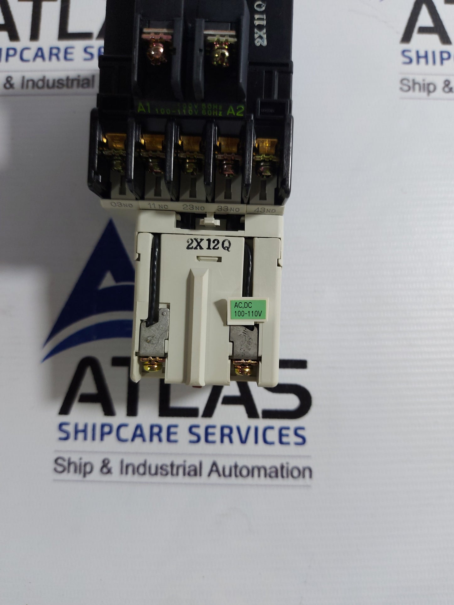 FUJI ELECTRIC SH-5 LATCH MAGNETIC CONTACTOR WITH AUXILIARY RELAY SZ-V100