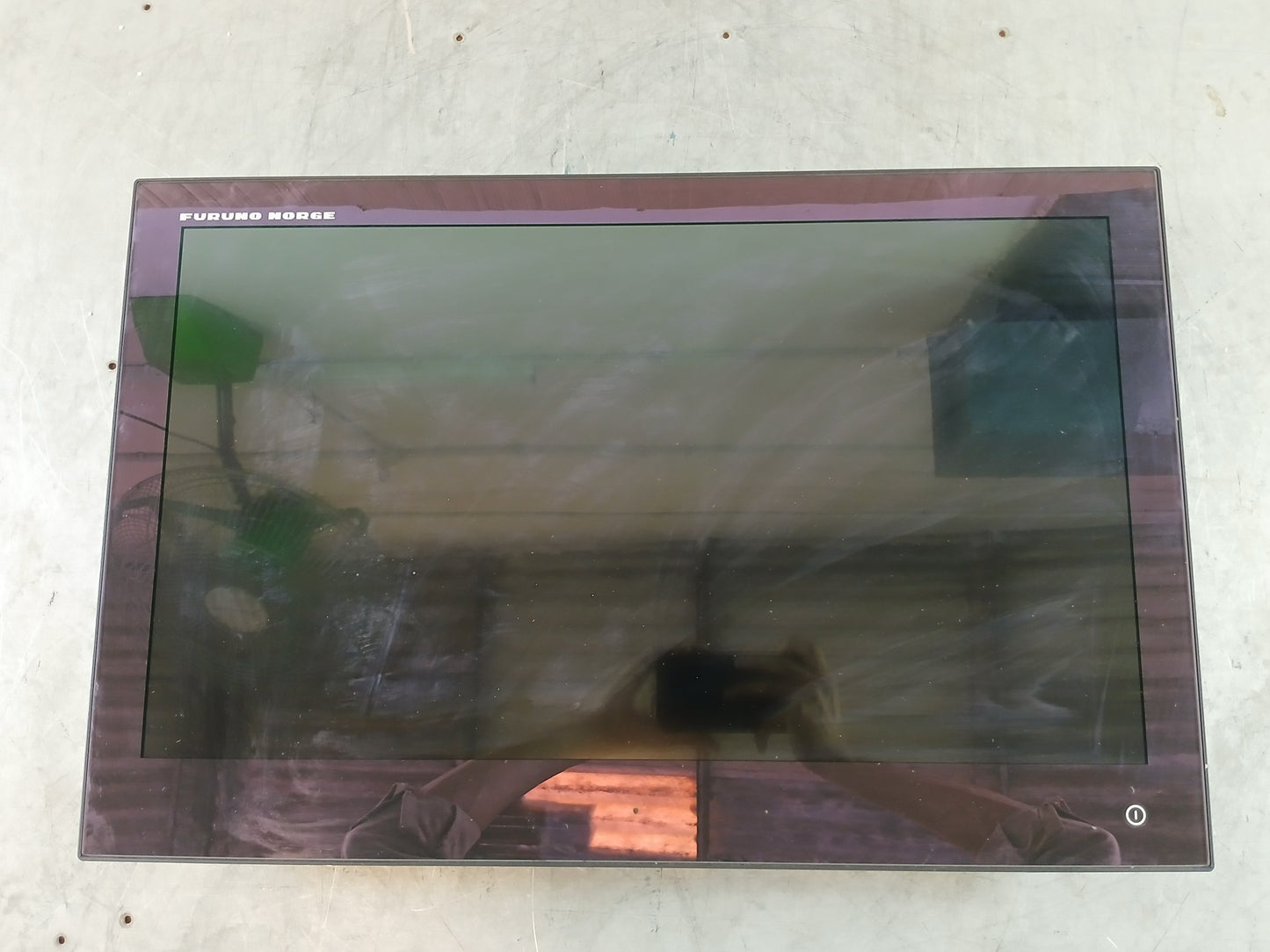 HATTELAND DISPLAY HD 24T21 EEC-M3D-ACB2-20047 24" MARITIME MULTI COMPUTER