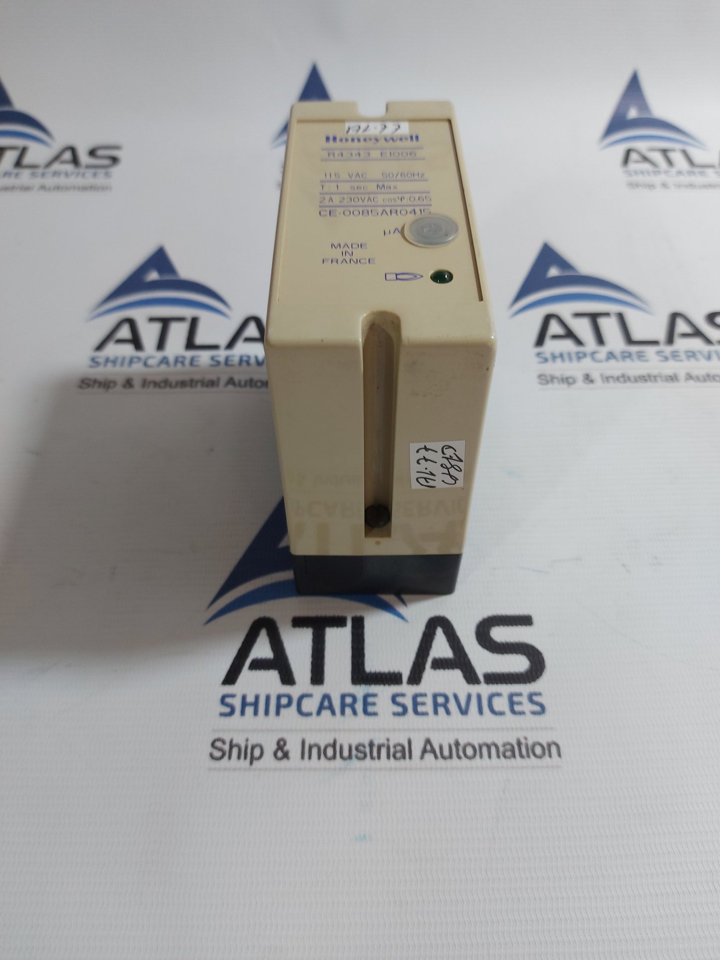 HONEYWELL R4343 E1006 FLAME DETECTOR RELAY