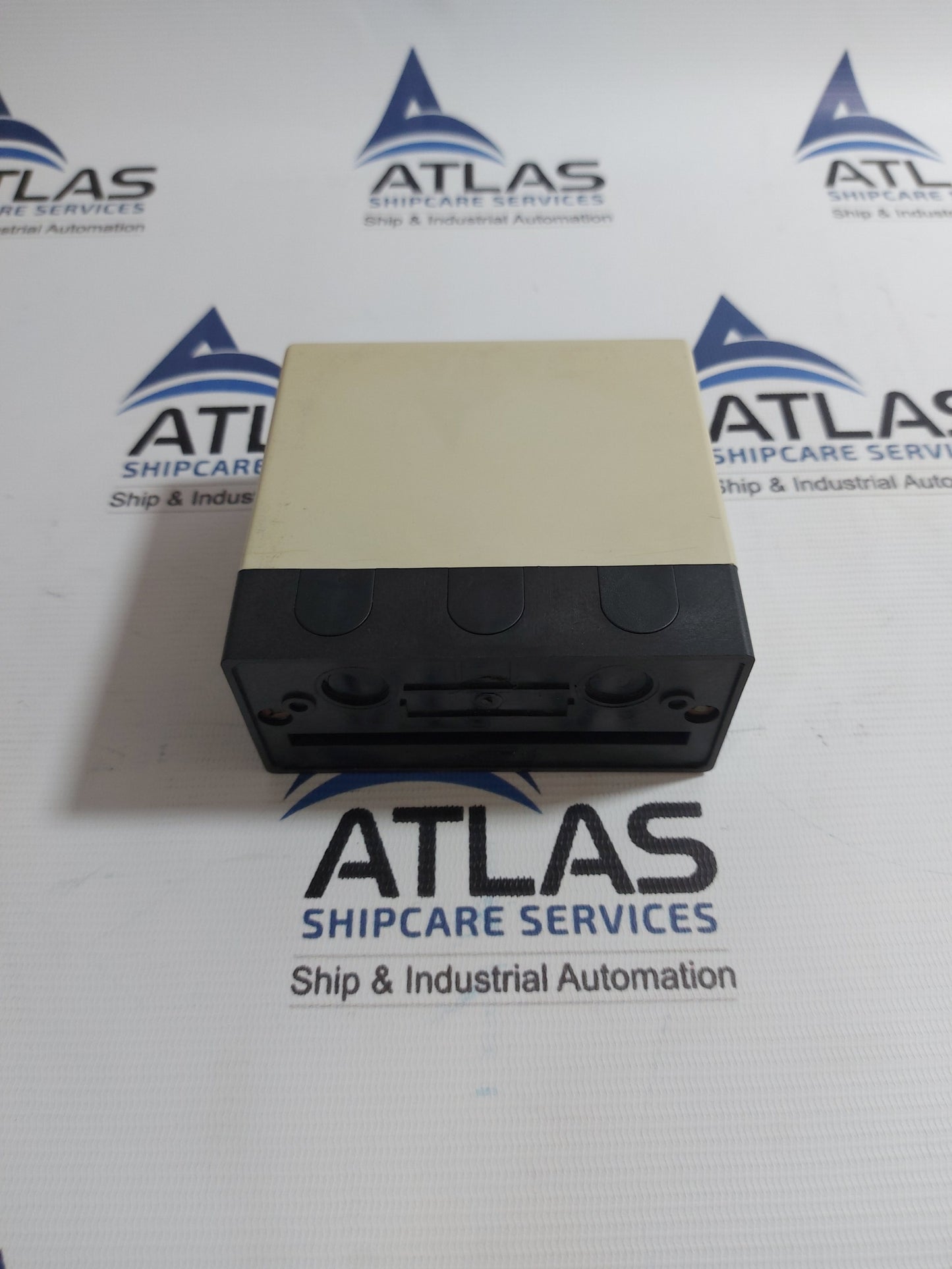 HONEYWELL R4343 E1006 FLAME DETECTOR RELAY