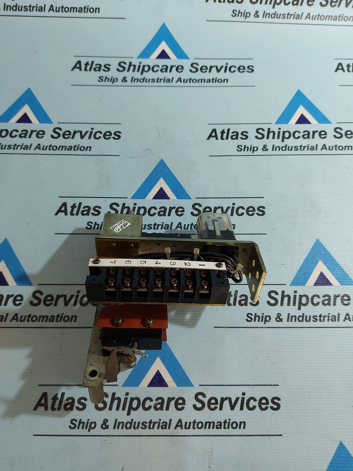 HYUNDAI AHM-220 CLOSING DEVICE