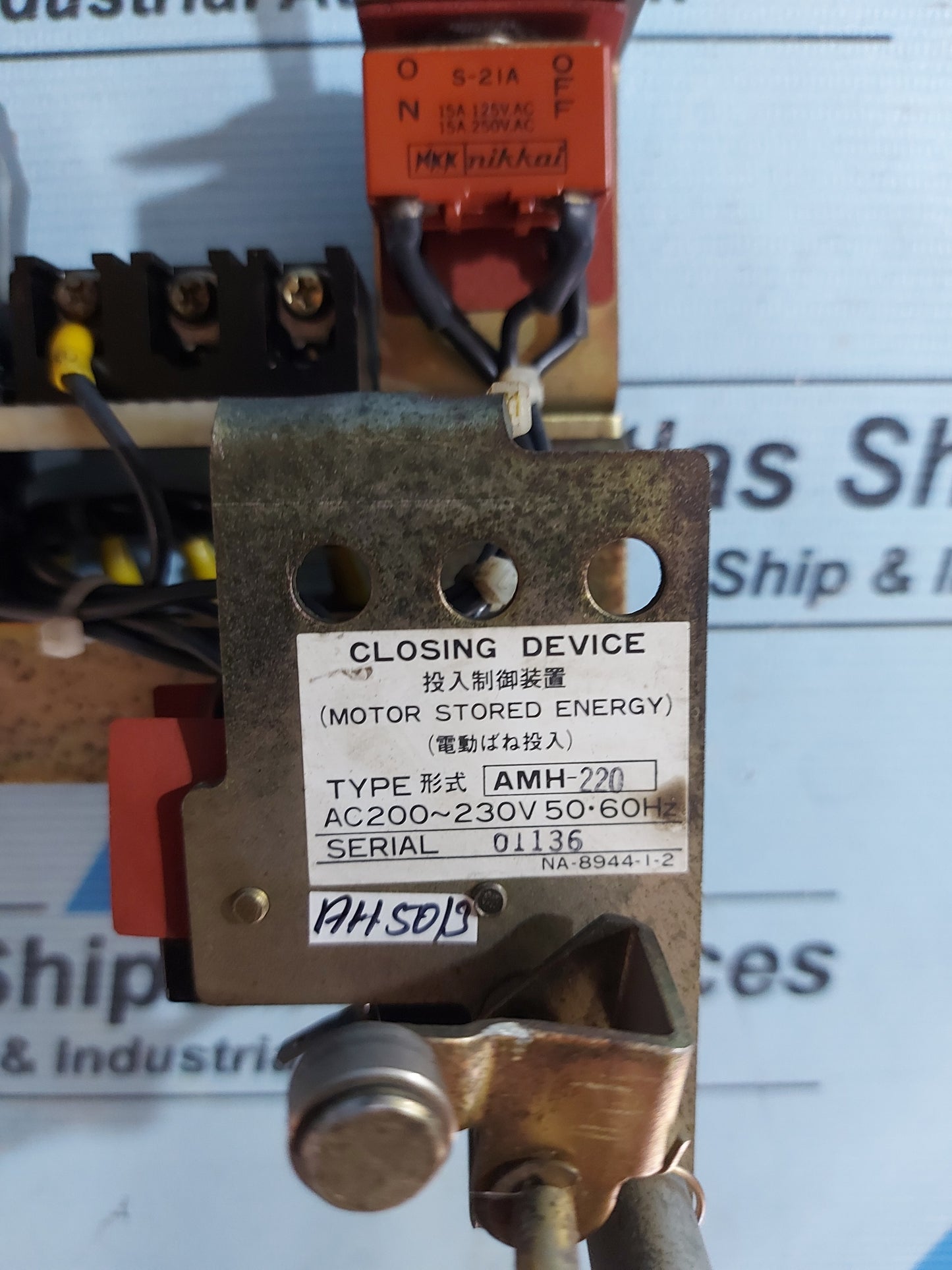 HYUNDAI AHM-220 CLOSING DEVICE