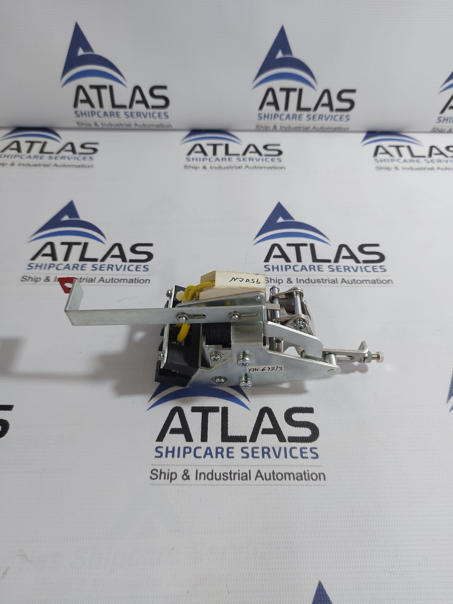 HYUNDAI AUH-1C UNDER VOLTAGE TRIP DEVICE