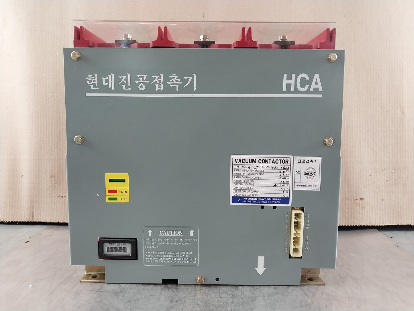 HYUNDAI HCA-34CF VACUUM CONTACTOR 400AMP