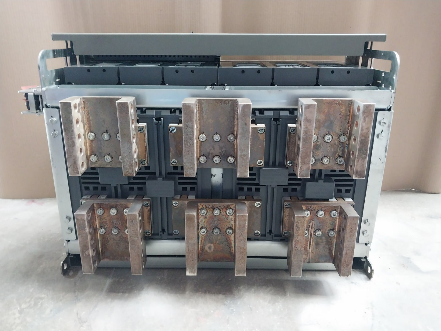 HYUNDAI UAN50C3C M1C1S168S AIR CIRCUIT BREAKER 3 POLE 5000A