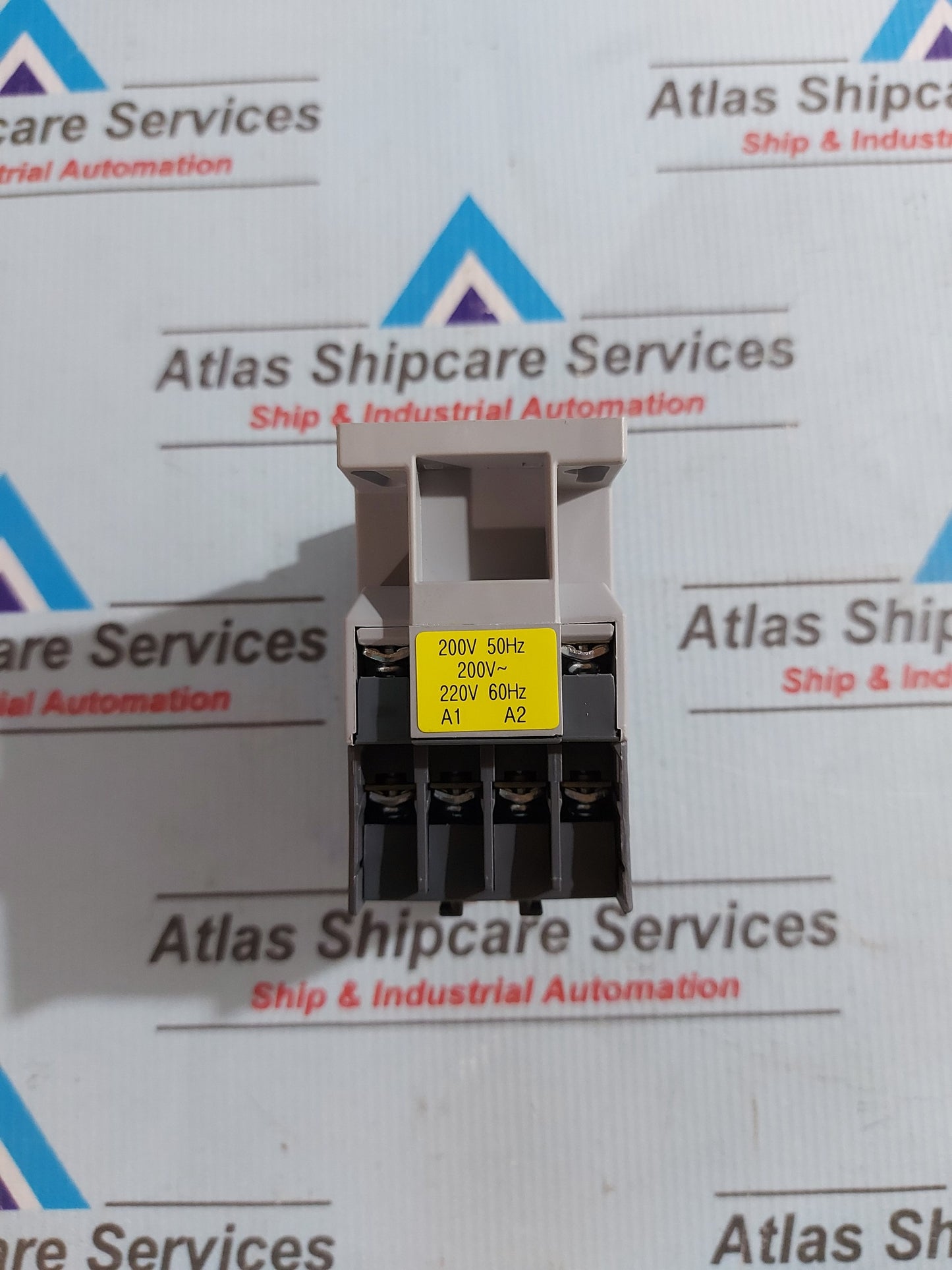 HYUNDAI UMX 40 CONTACTOR RELAY 20A 220V