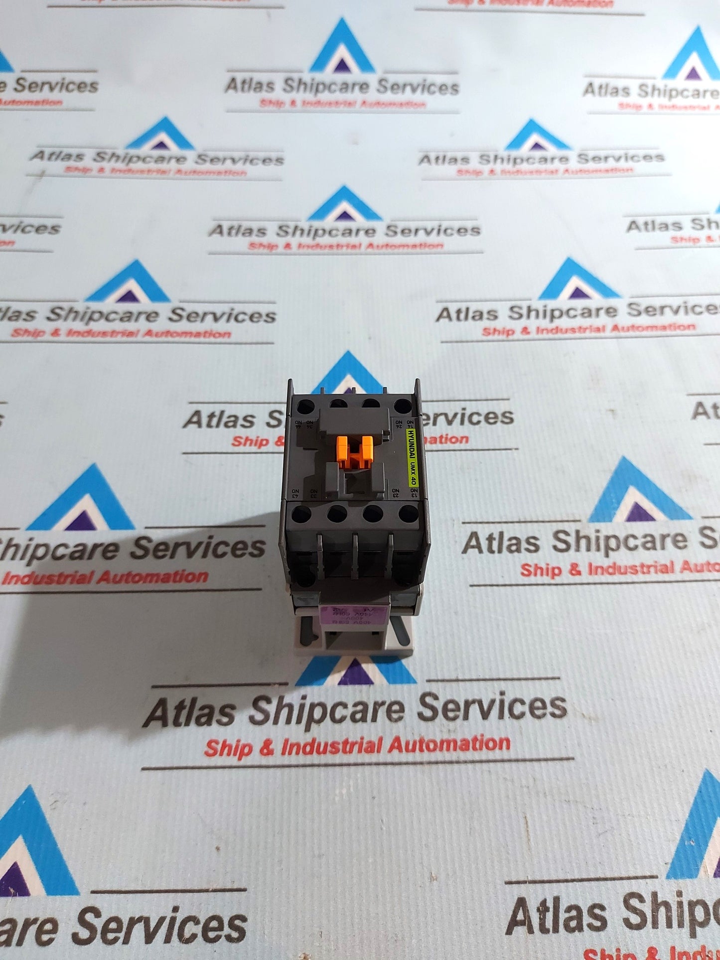 HYUNDAI UMX 40 CONTACTOR RELAY 20A 440V