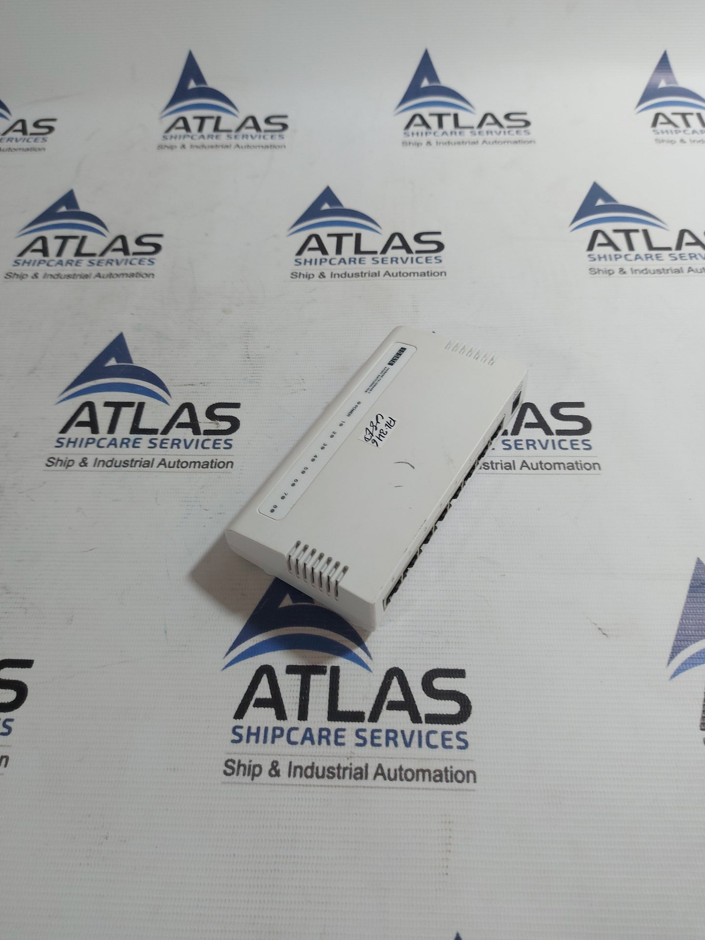 I-O DATA ETX-ESH8W 100BASE-TX/10BASE-T 8 PORT SWITCHING HUB