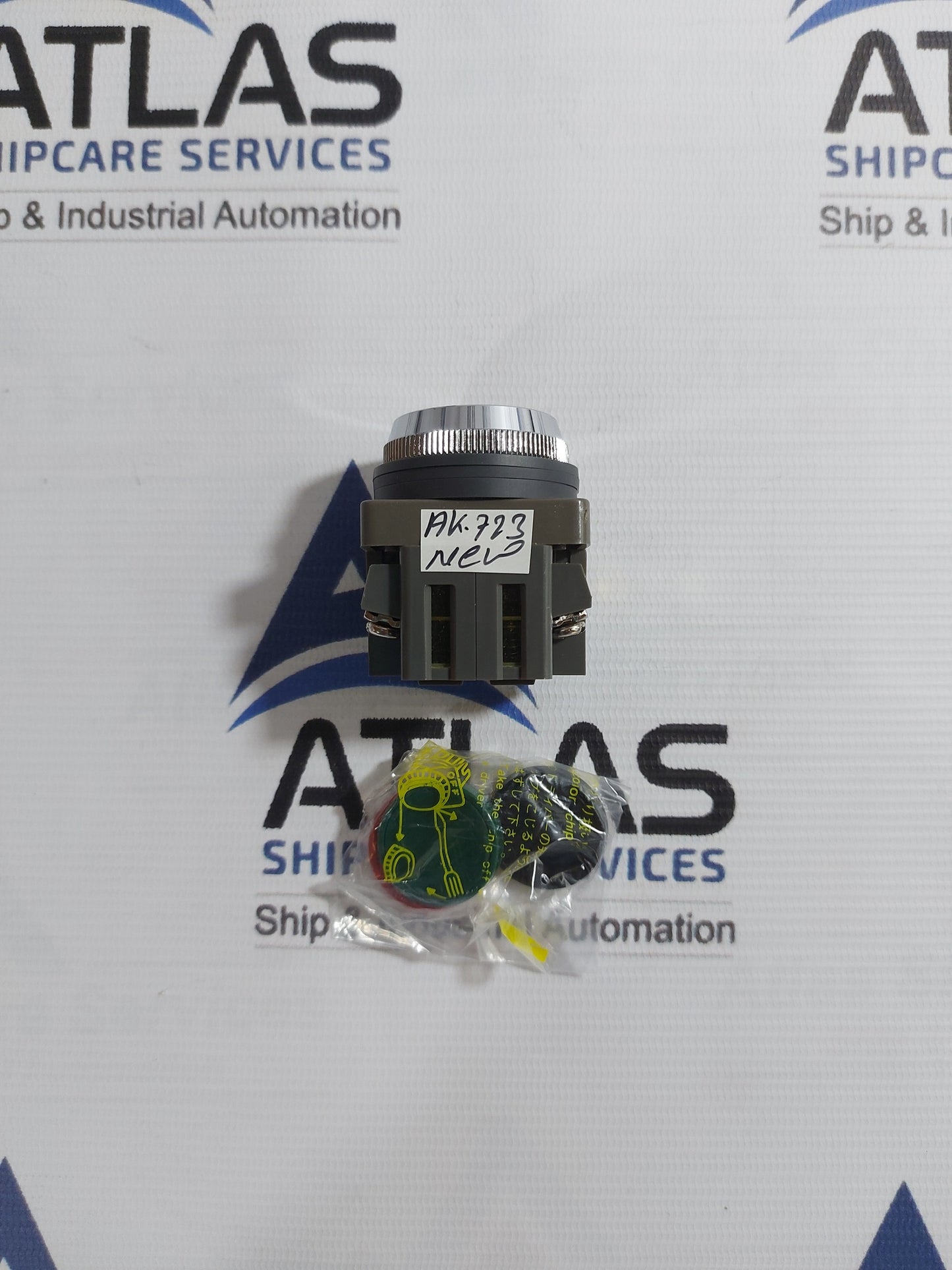 IDEC IZUMI ABN 41-10650 PUSH BUTTON SWITCH