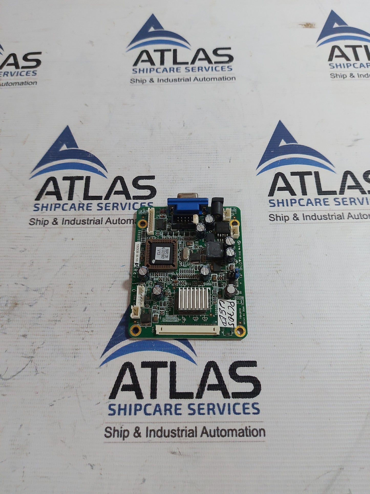 IEI 135036-06-100-RS VIDEO CARD VGA CONTROLLER BOARD REV : 1.0
