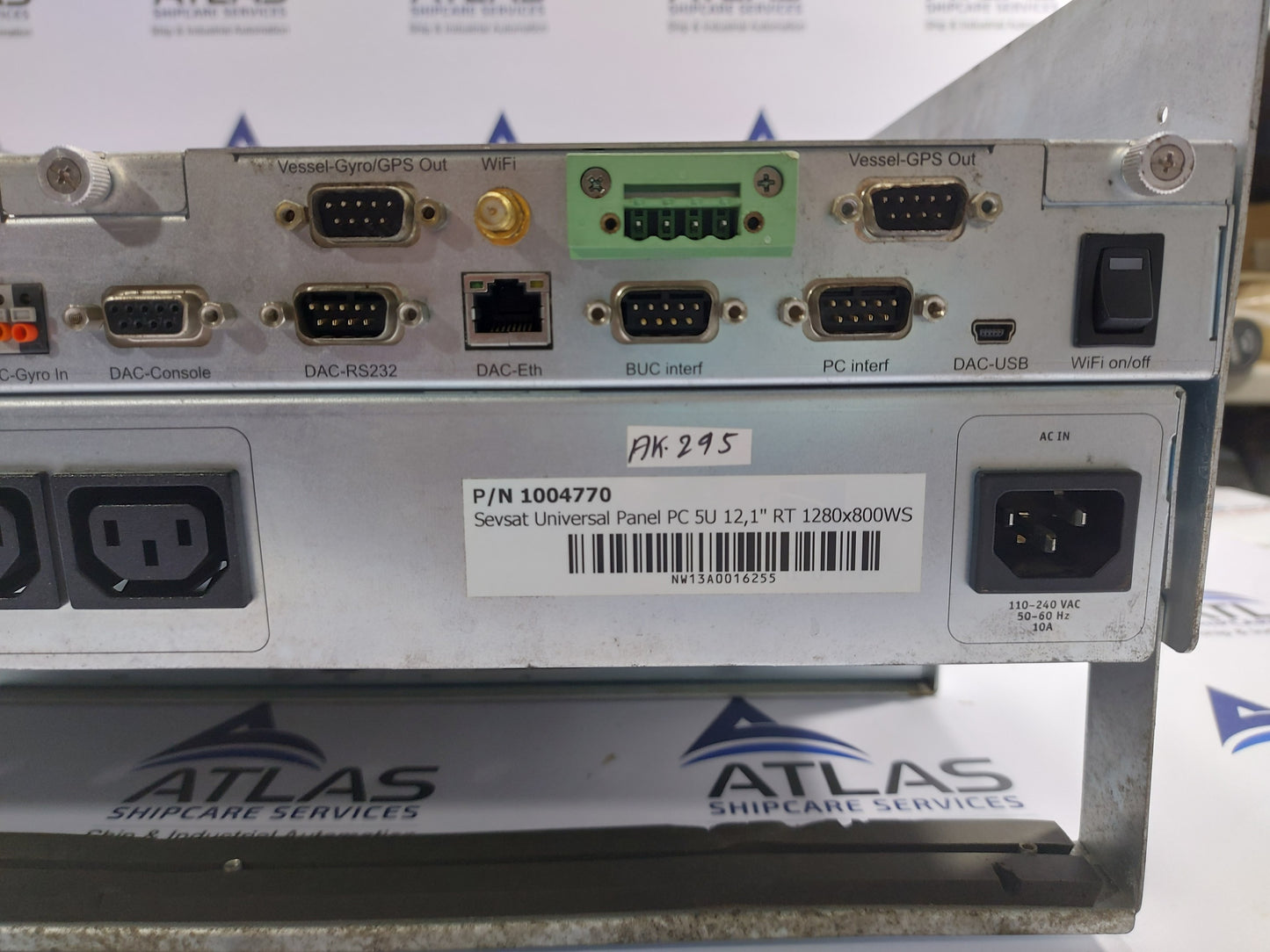 INMARSAT COMBOV100GX P/N 1004770 SEVSAT UNIVERSAL PANEL PC 5U 12,1"RT 1280x800WS