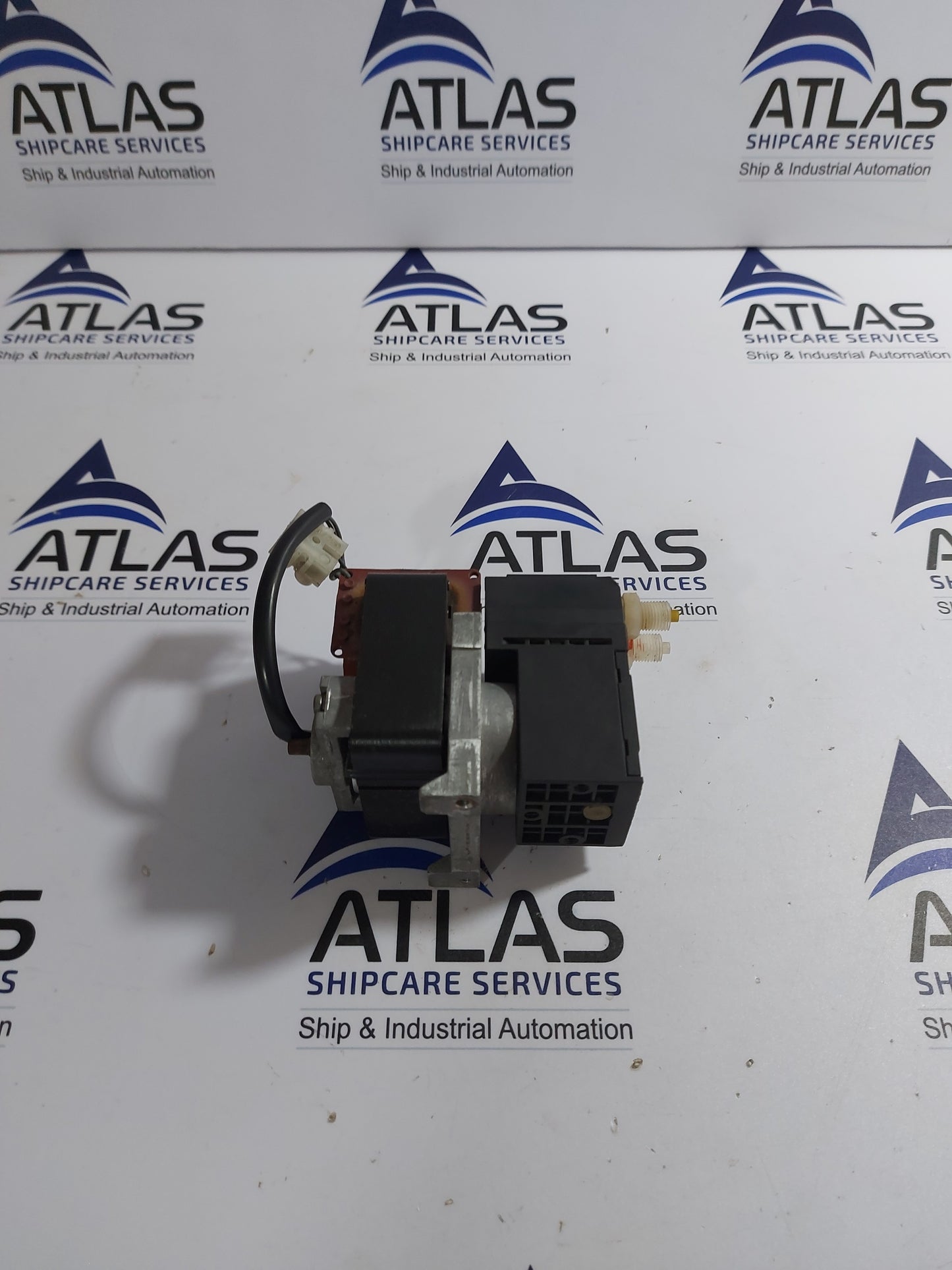 KNF PM31272-86 VACUUM PUMP