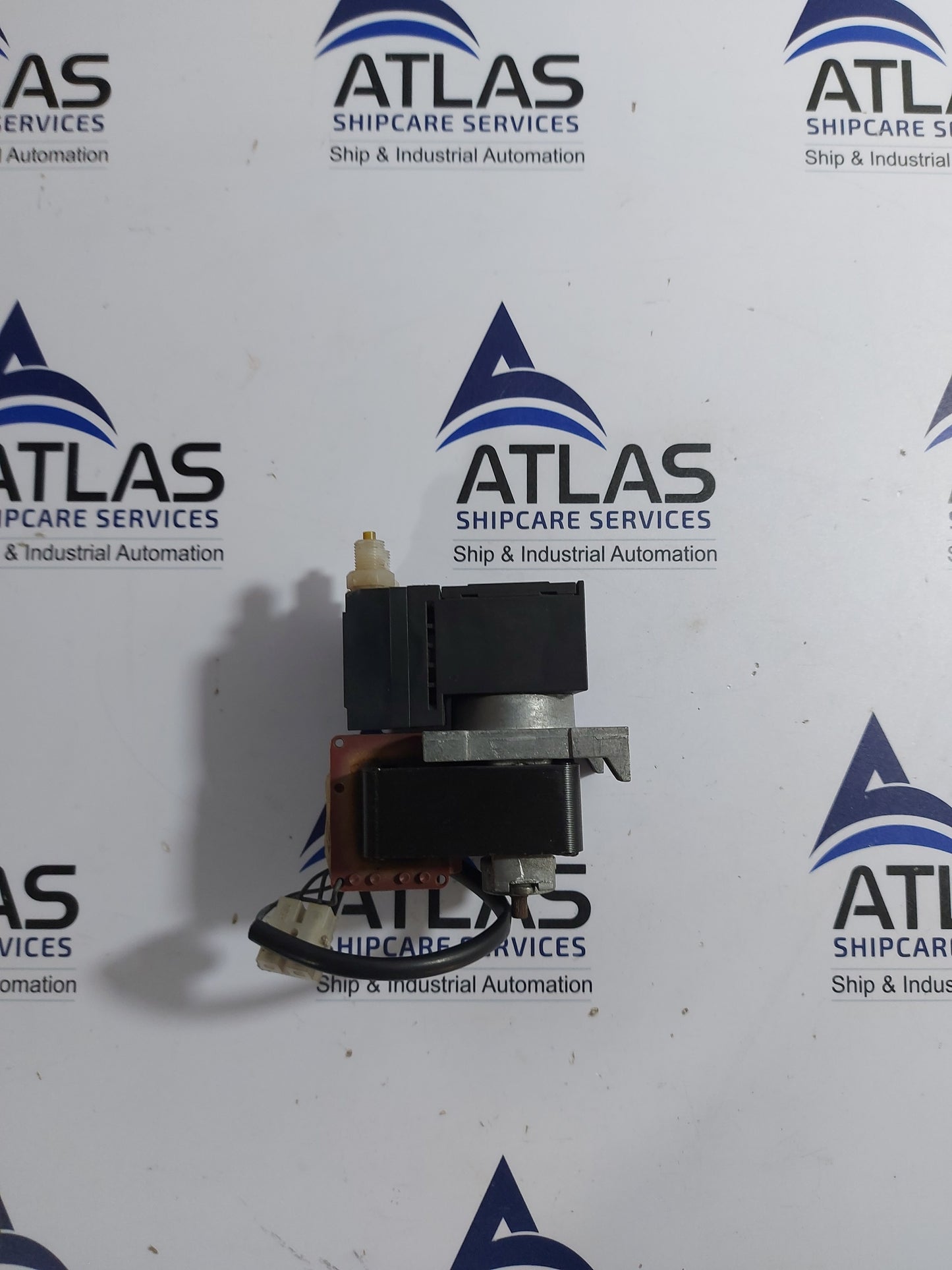 KNF PM31272-86 VACUUM PUMP