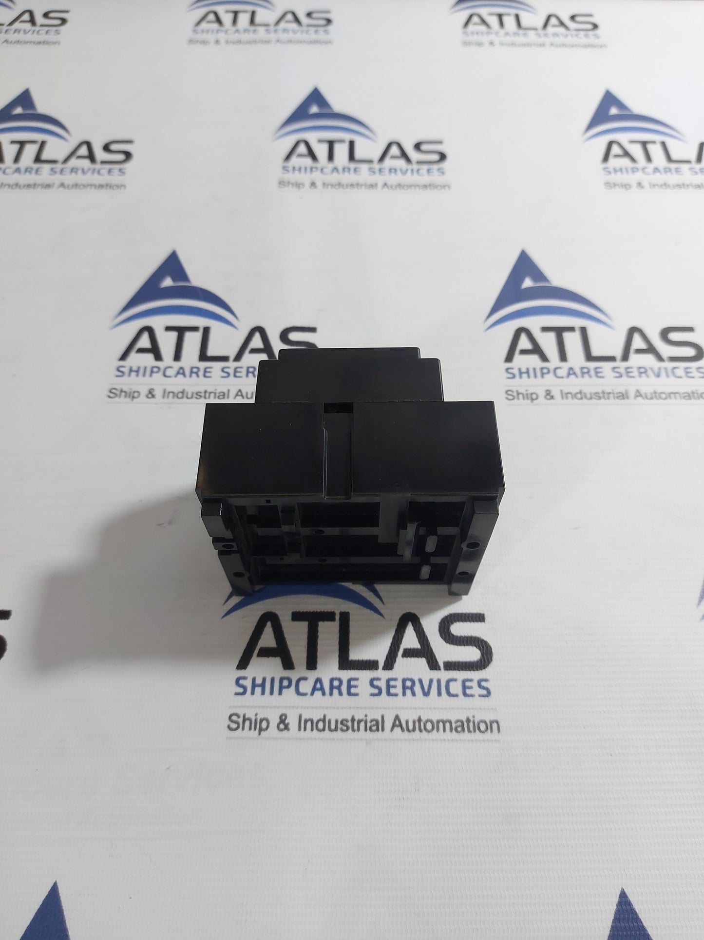 LG ABE 33 CIRCUIT BREAKER 3 POLE 10A