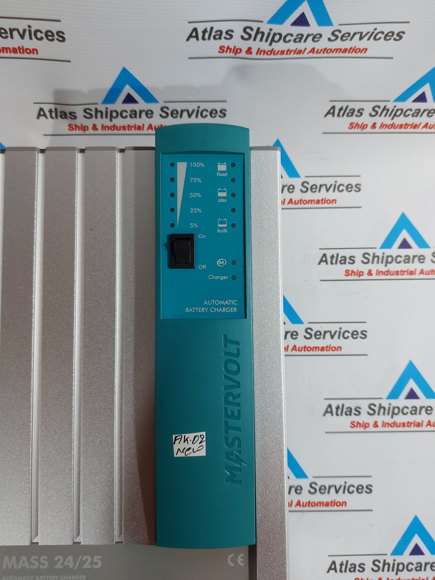 MASTERVOLT MASS 24/25 AUTOMATIC BATTERY CHARGER 40720266