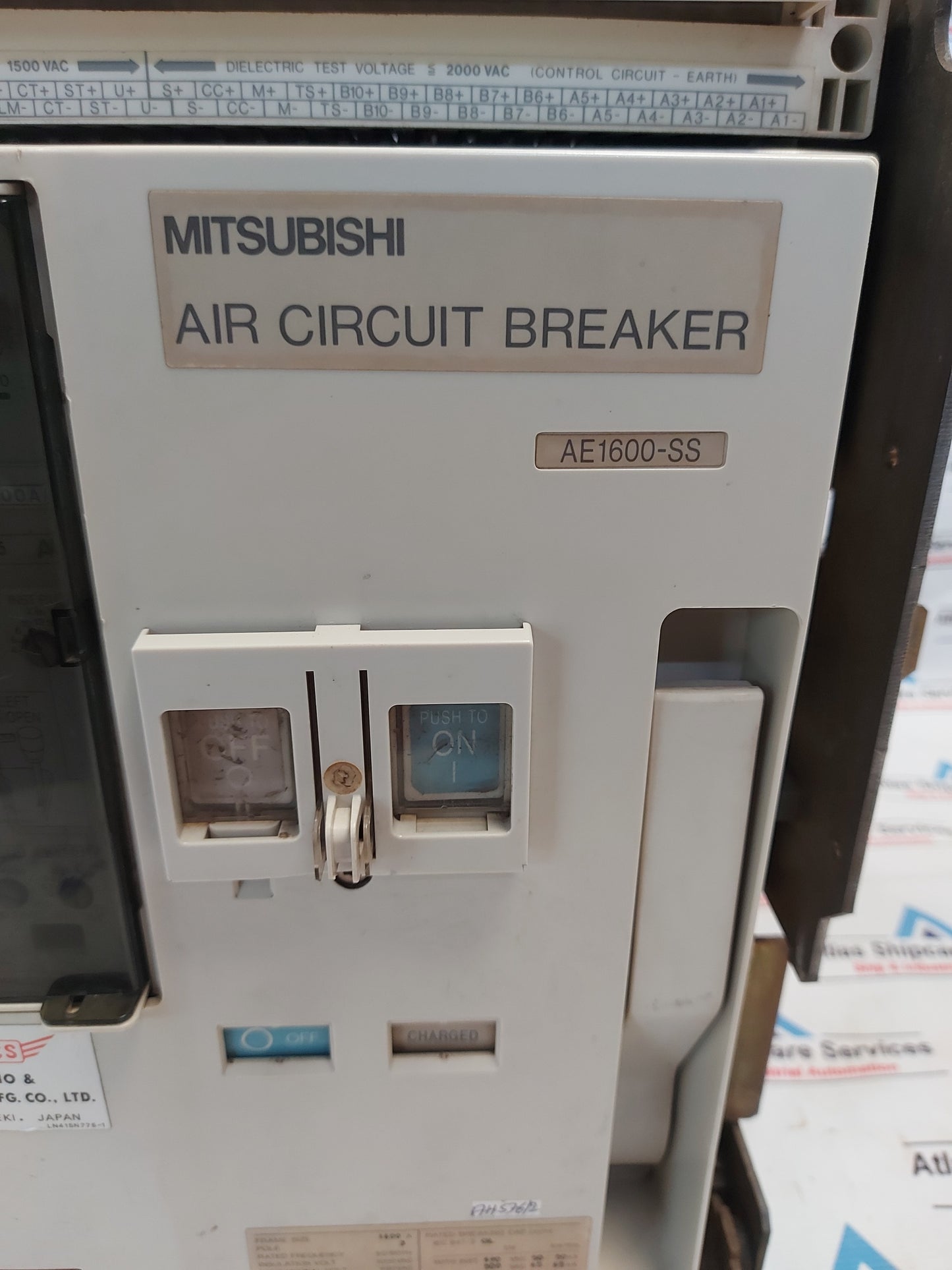 MITSUBISHI AE1600-SS AIR CURCUIT BREAKER