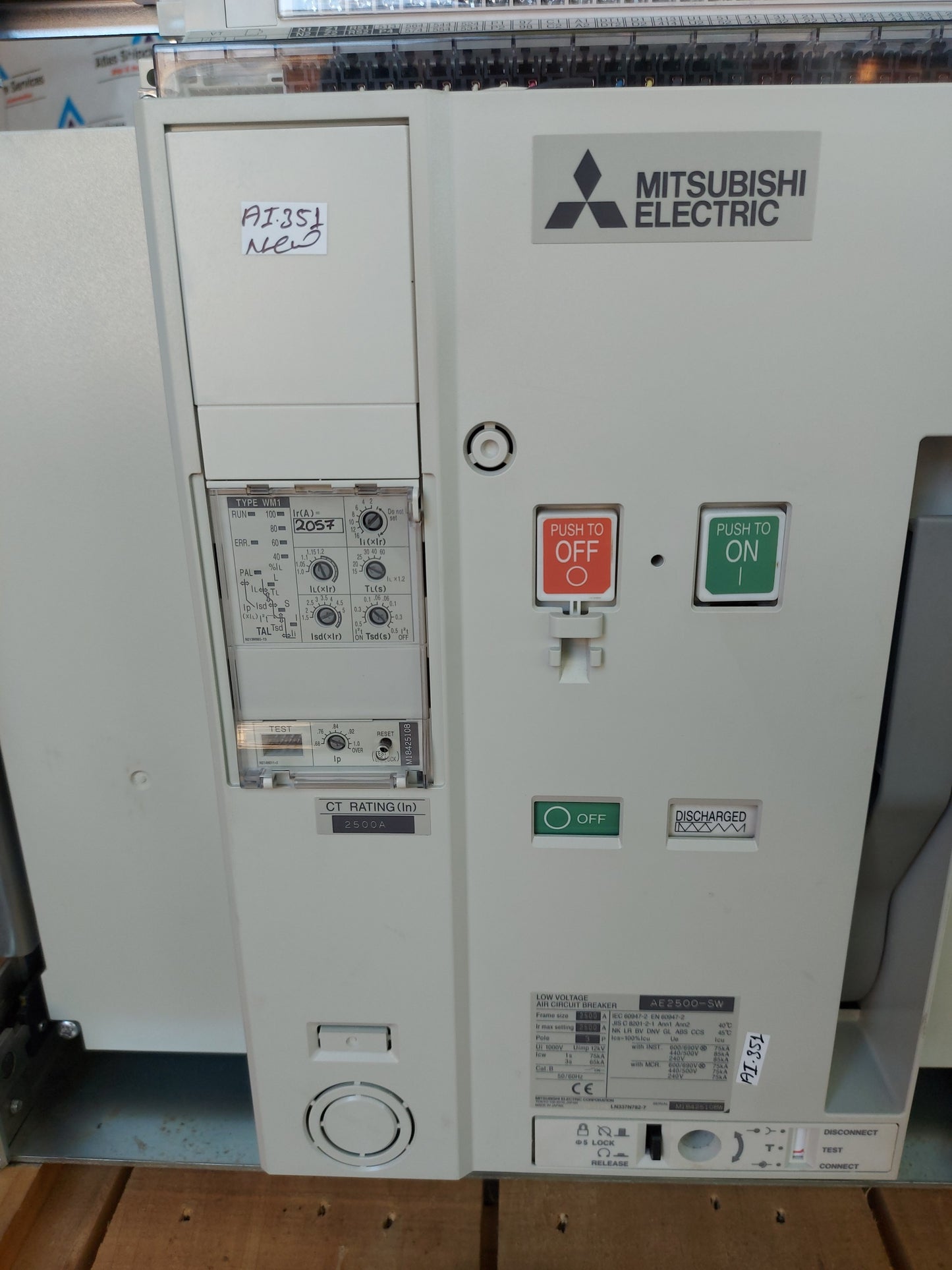 MITSUBISHI ELECTRIC AIR CIRCUIT BREAKER AE2500-SW 3P 2500A