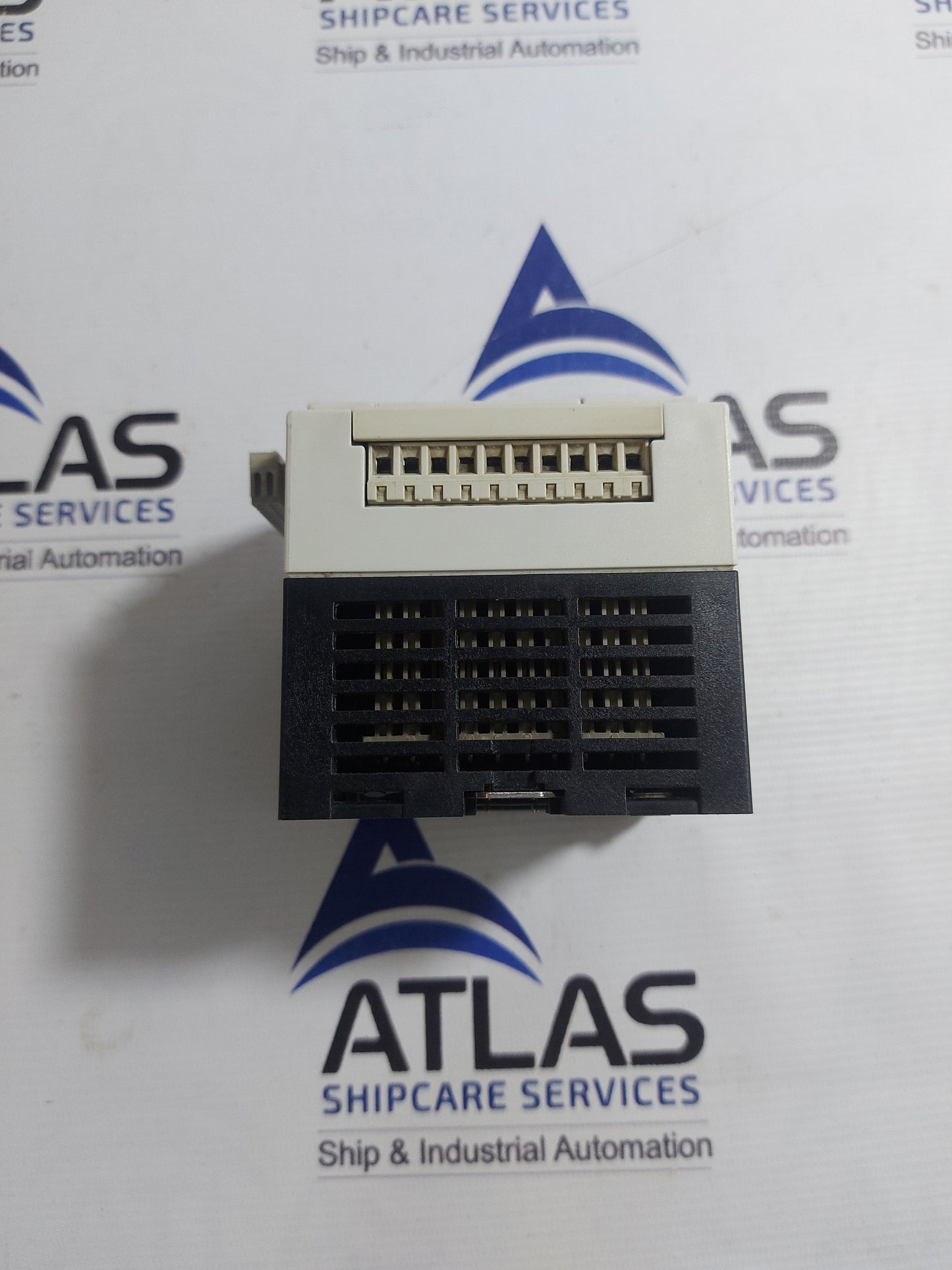 MOELLER LE4-116-DD1 DIGITAL INPUT & OUTPUT MODULE 24VDC
