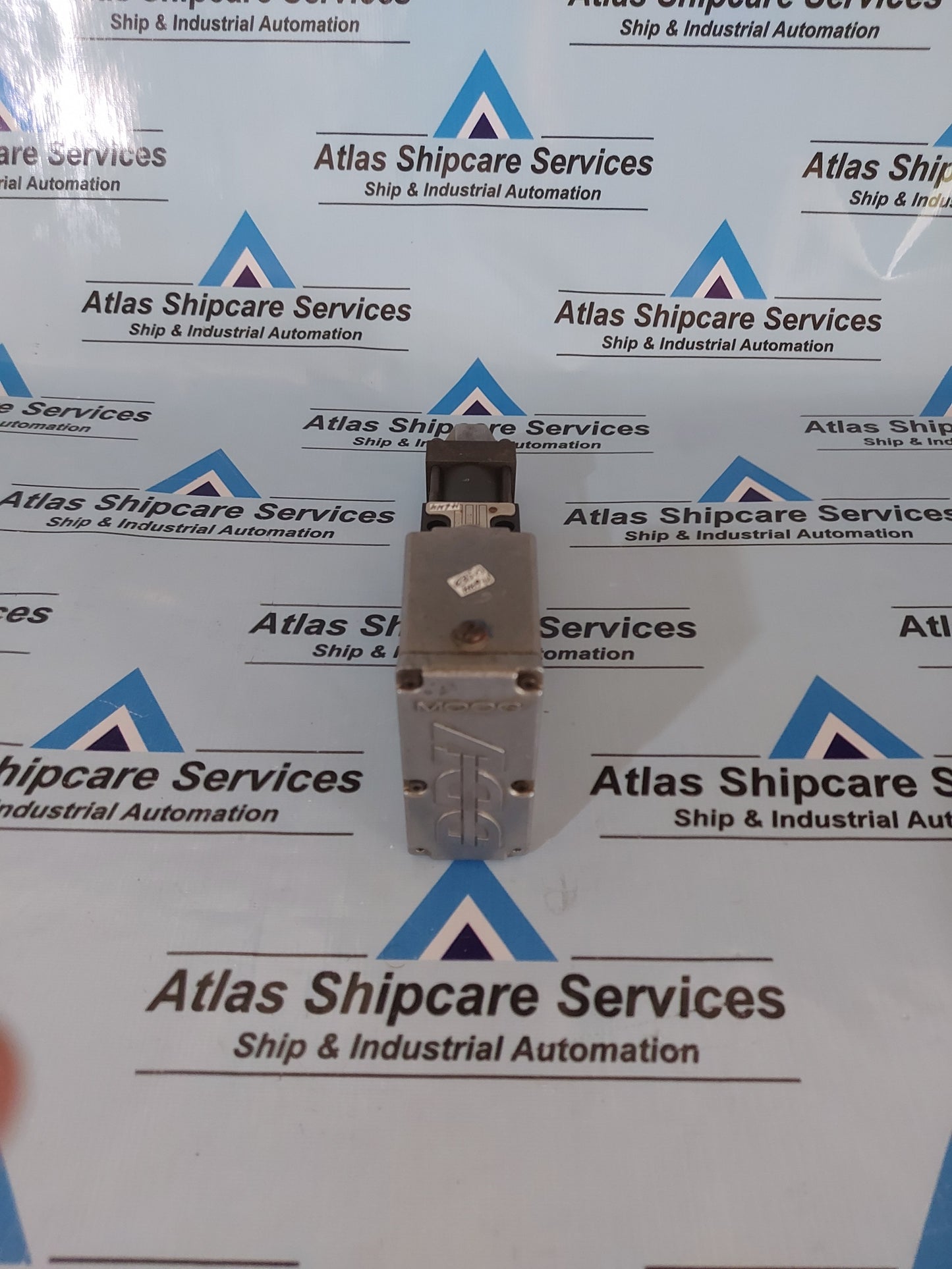 MOOG MOD.D635-606BT FRAMO-ID.NO.B42203FMNL SERVO VALVE H644