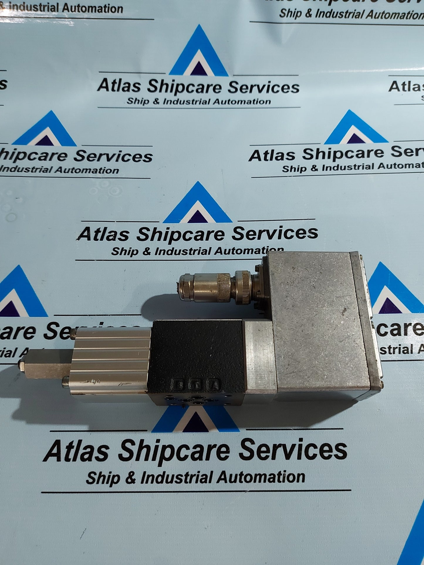 MOOG MOD.PD635-706 FRAMO-PA23765 SERVO VALVE H649