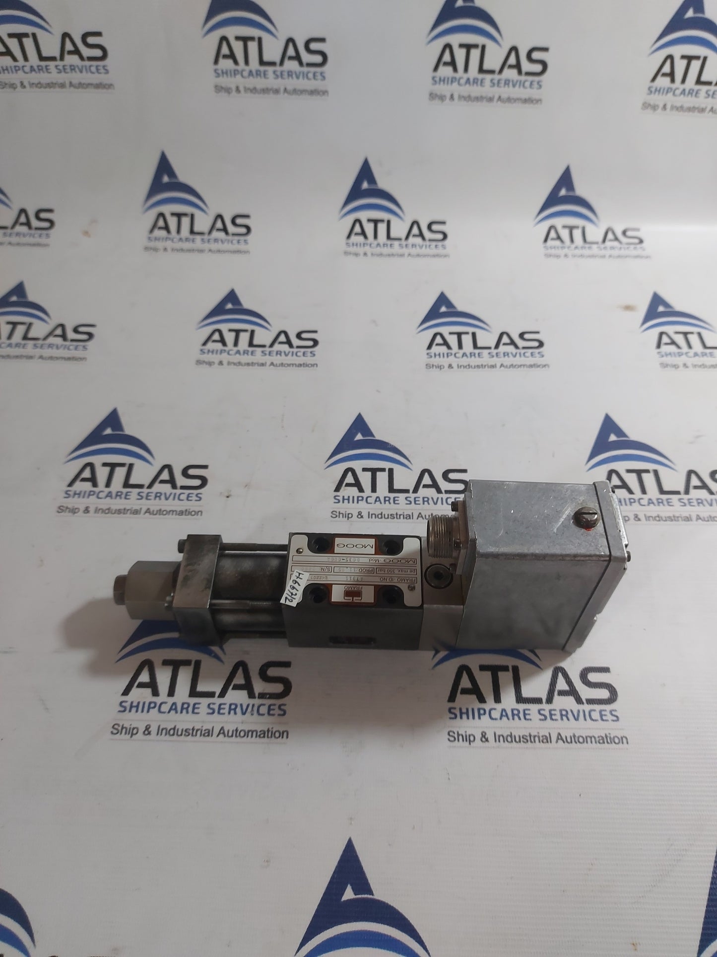 MOOG D635-606A SERVO PRESSURE CONTROL VALVE 350 BAR