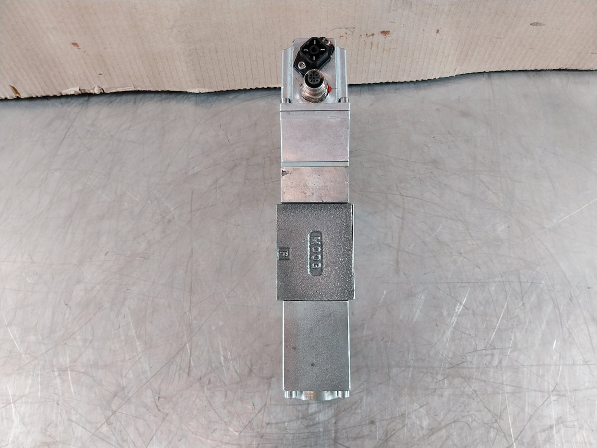 MOOG D920-132 SERVO PROPORTIONAL VALVE R08KB930HXYX REV.C