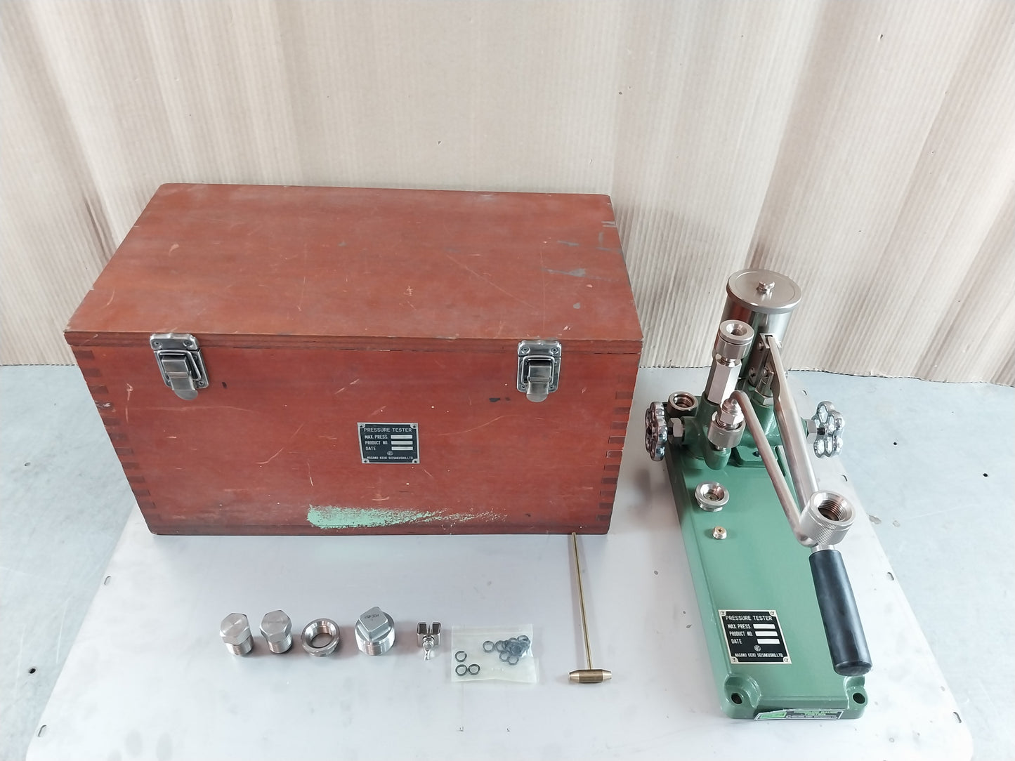 NAGONA KEIKI PD74 PRESSURE GAUGE TESTER 10 MpaG