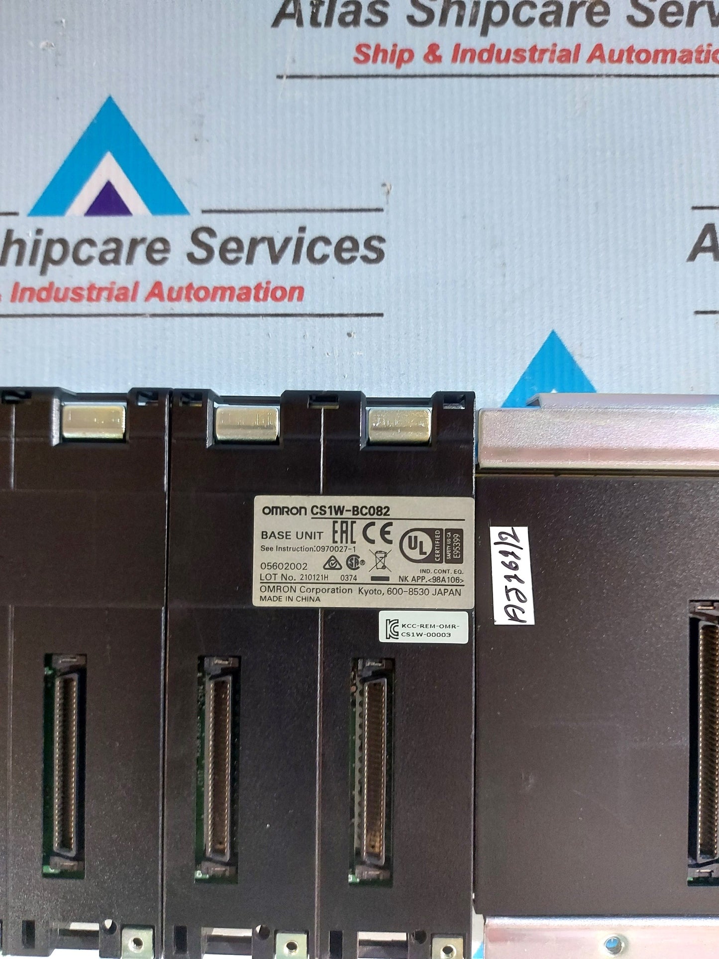 OMRON CS1W-BC082 BACKPLANE BASE UNIT