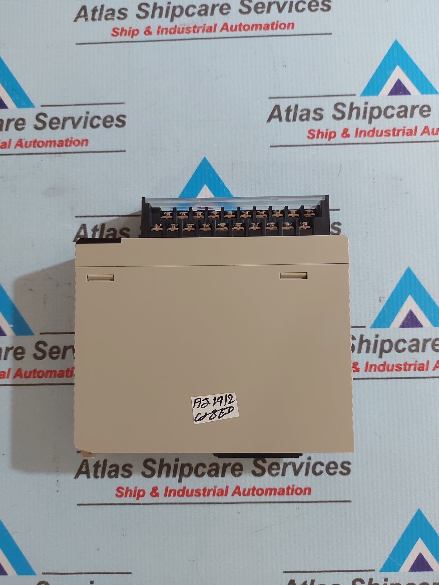 OMRON CS1W-OD211 OUTPUT UNIT