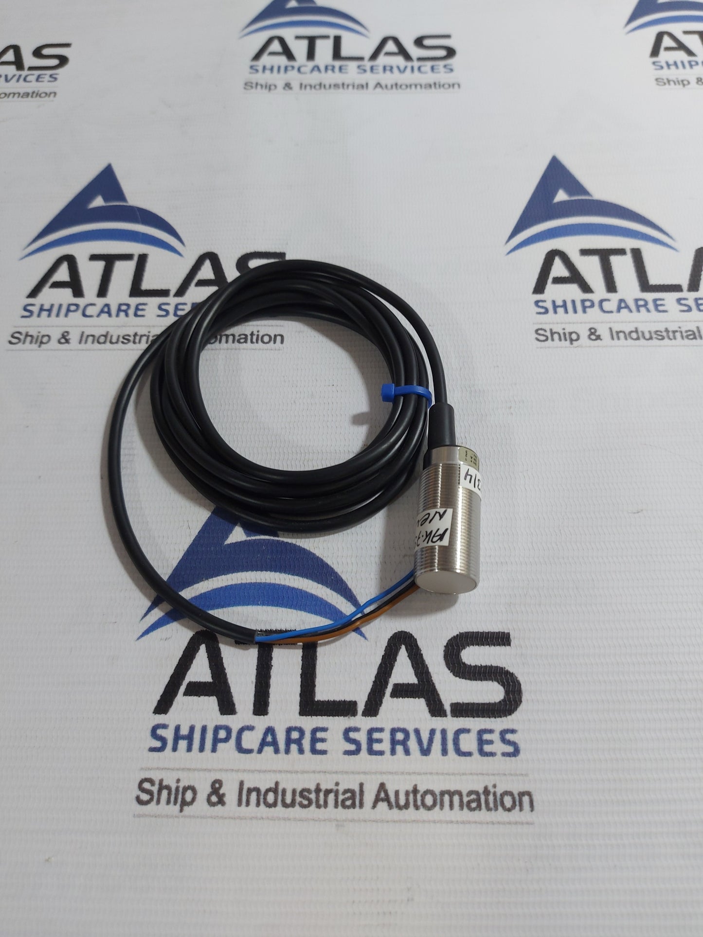 OMRON E2EL-X5E2 2M PROXIMITY SWITCH