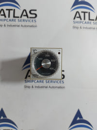 OMRON E5C2-R20P-D TEMPRATURE CONTROLLER