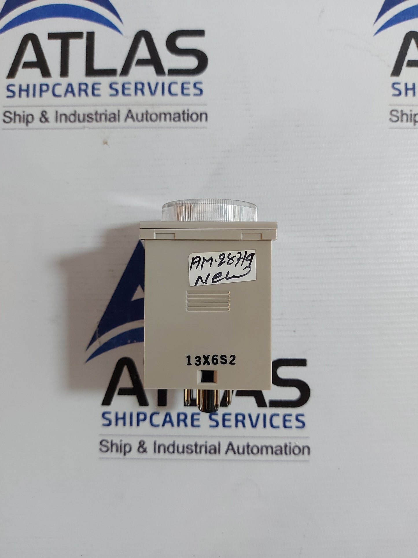 OMRON H3CR-A8E TIMER RELAY MODULE RANGE 0-1.2 MIN