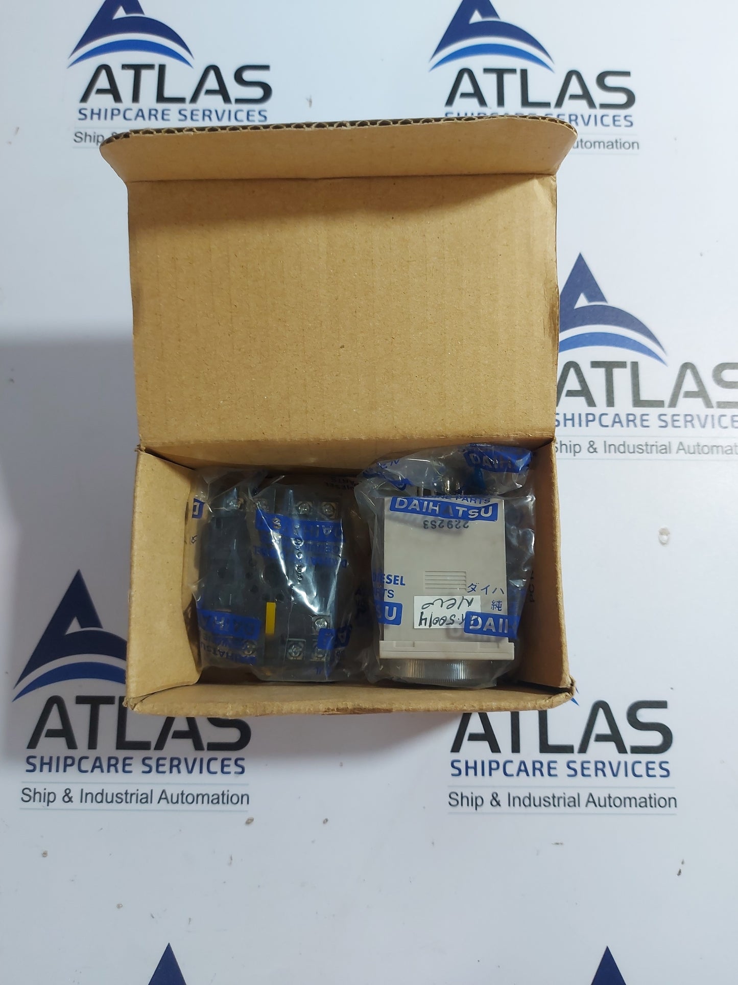 OMRON H3CR-A SOLID-STATE MULTI-FUNCTIONAL TIMER