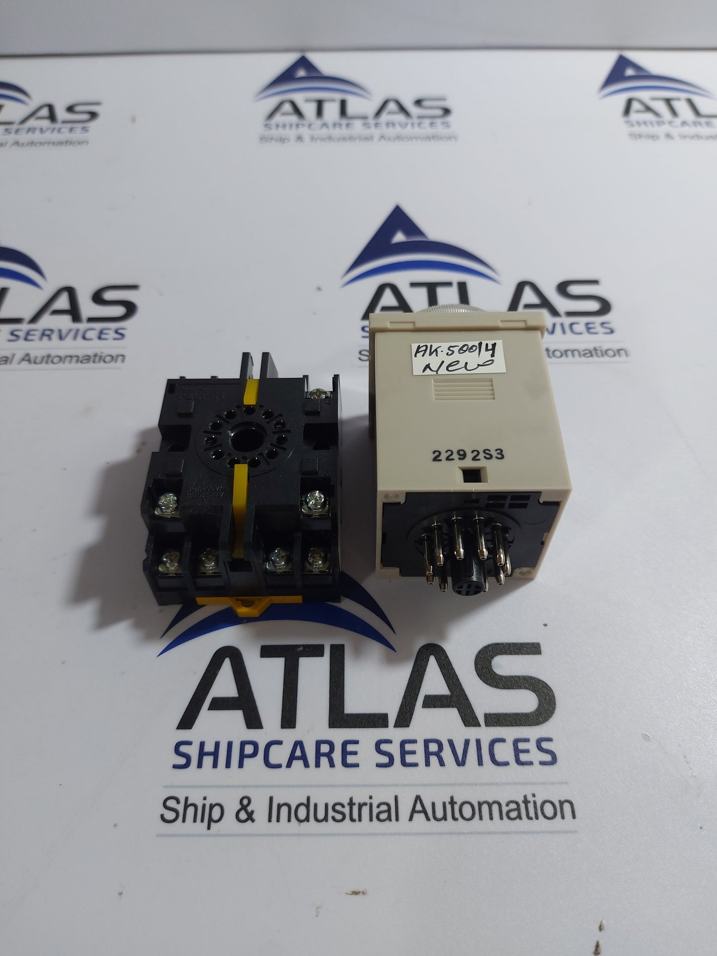 OMRON H3CR-A SOLID-STATE MULTI-FUNCTIONAL TIMER