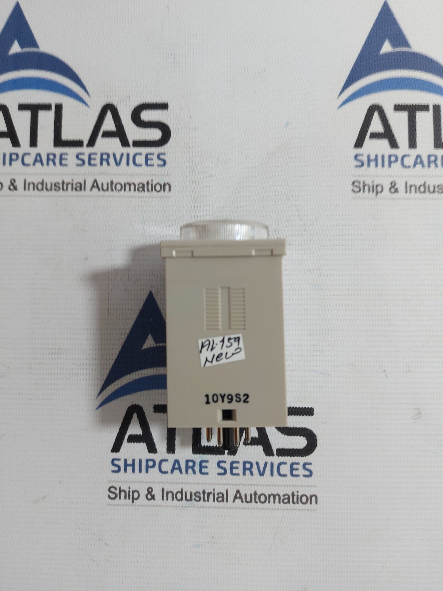 OMRON H3CR-H8L SOLID STATE TIMER