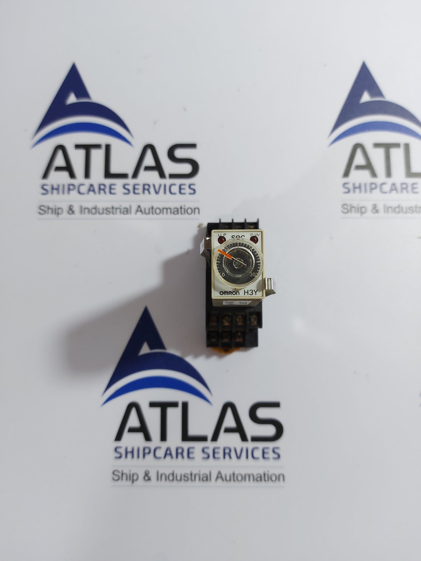 OMRON H3Y-4 TIMER WITH BASE 0 TO 50 Sec