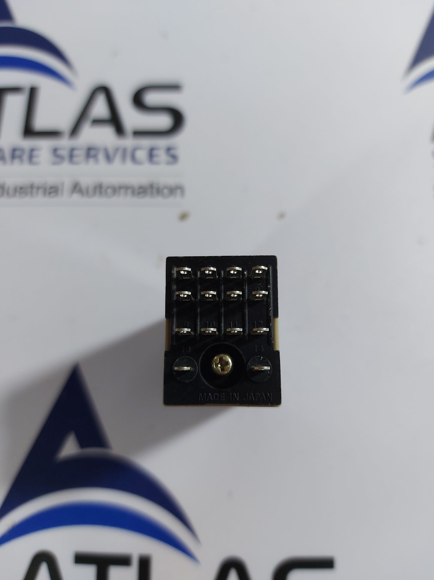 OMRON H3Y-4 TIMER WITH BASE 0 TO 50 Sec