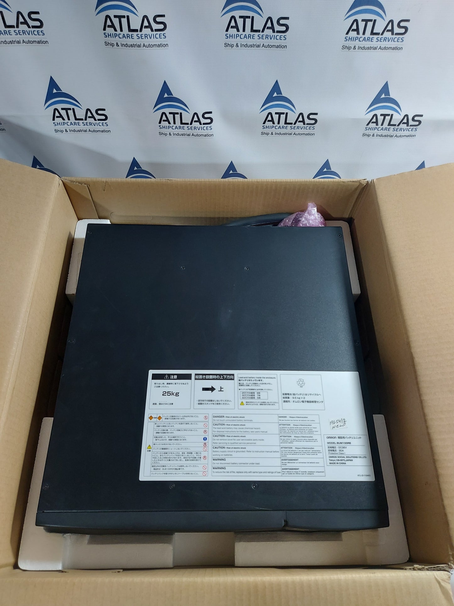 OMRON POWLI BUM100RE BATTERY CABINET FOR UNINTERRUPTIBLE POWER SUPPLY