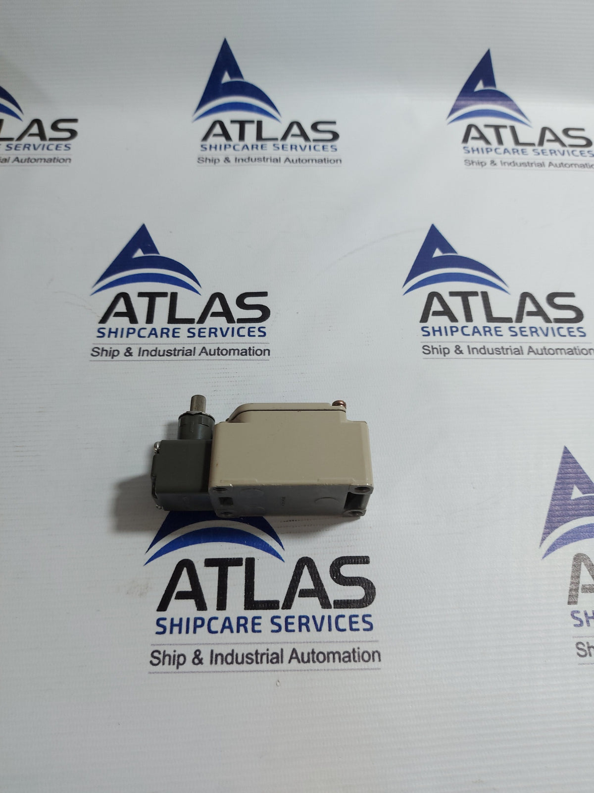 OMRON WLCA2-TH LIMIT SWITCH 2A 250VAC