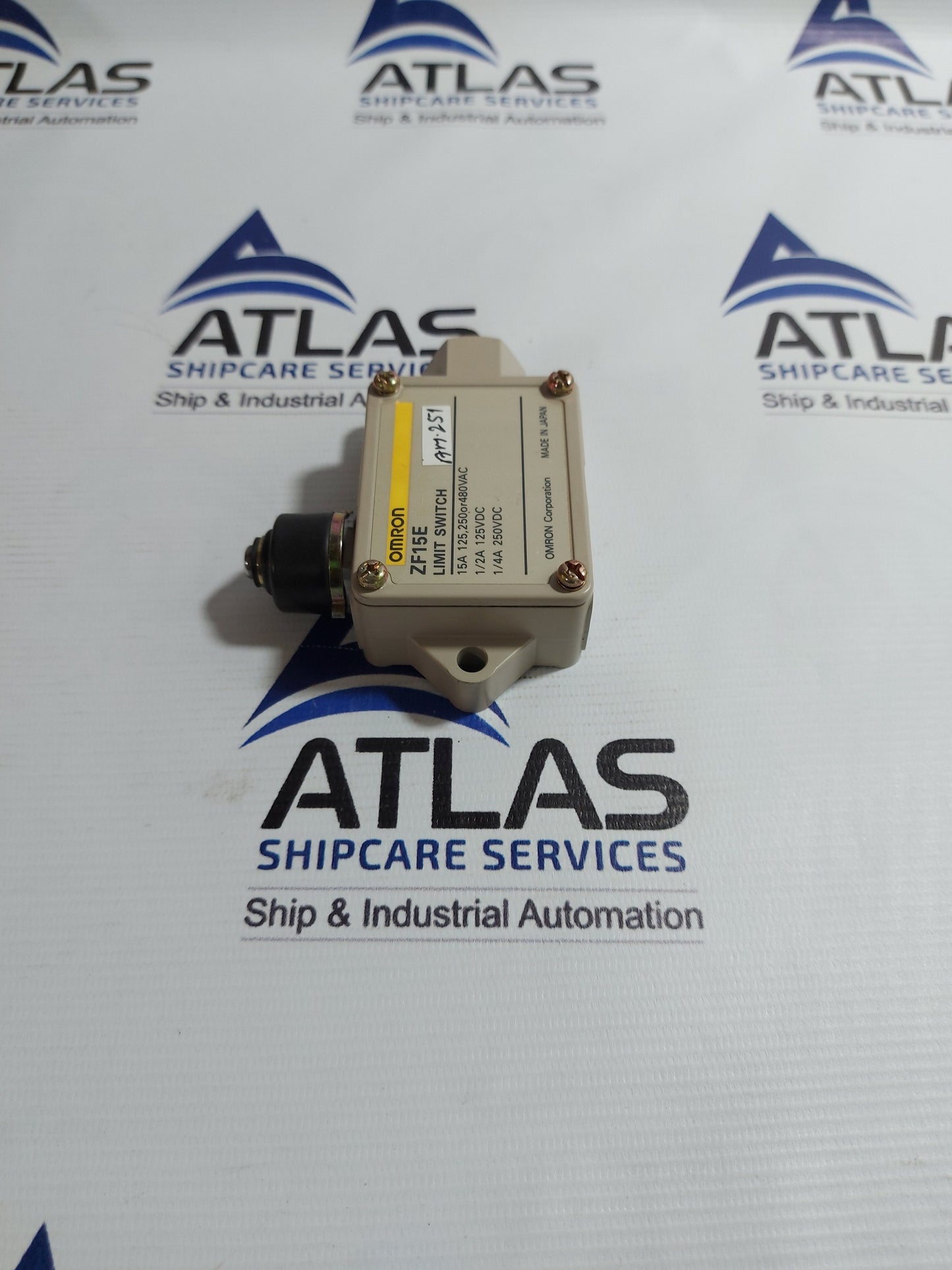 OMRON ZF15E N-I LIMIT SWITCH
