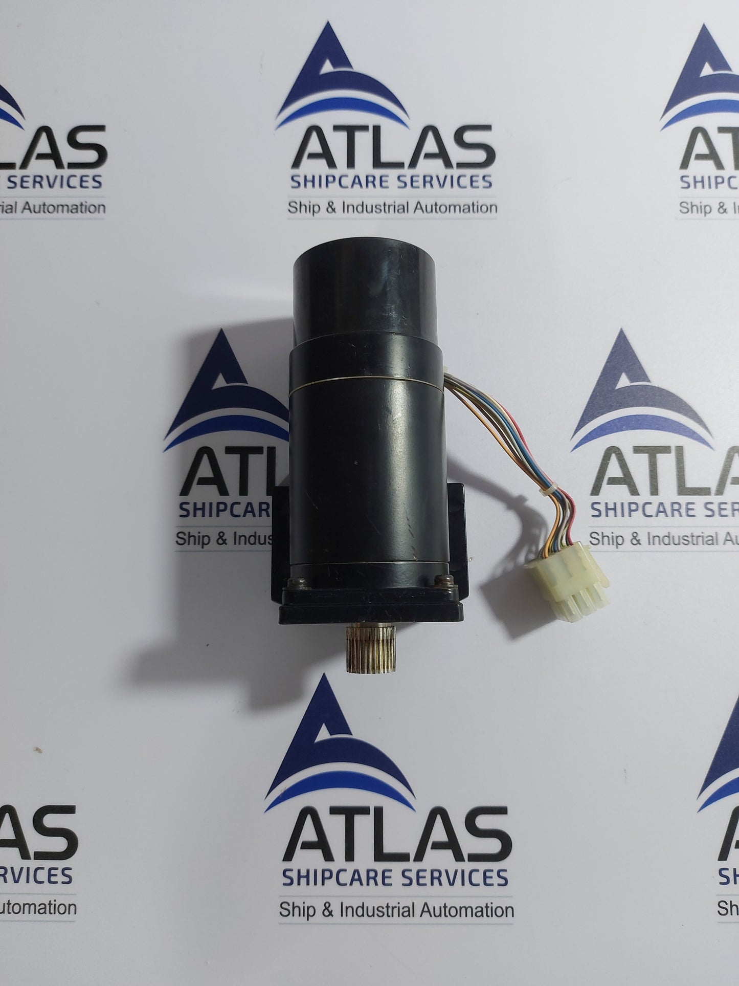 ORIENTAL MOTOR VEXTA PH569-AM 5-PHASE STEPPING MOTOR