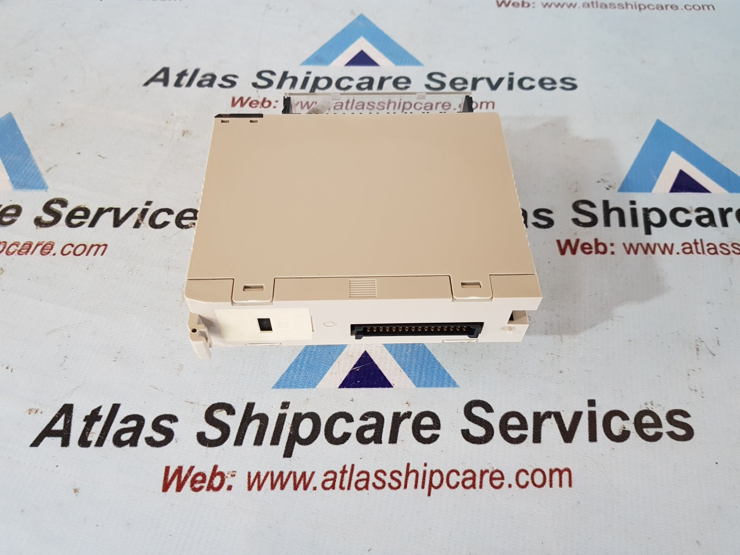 Omron C200H-OC224 Output Unit