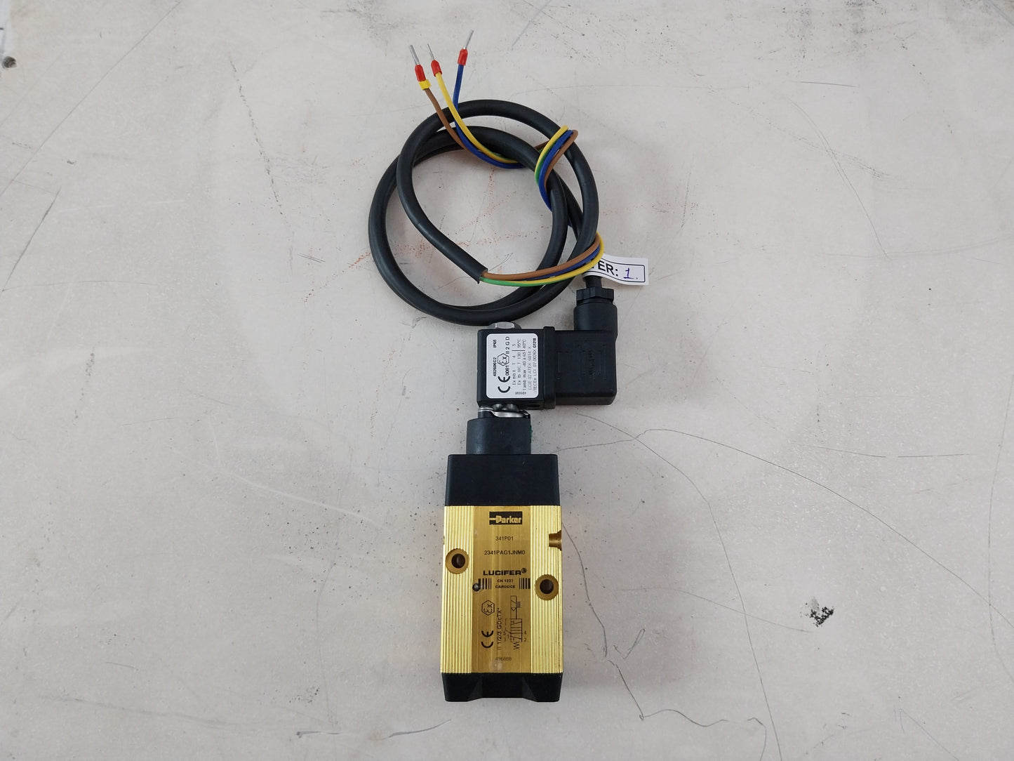 PARKER LUCIFER 2341PAG1JNM0 DIRECTION VALVE 341P01