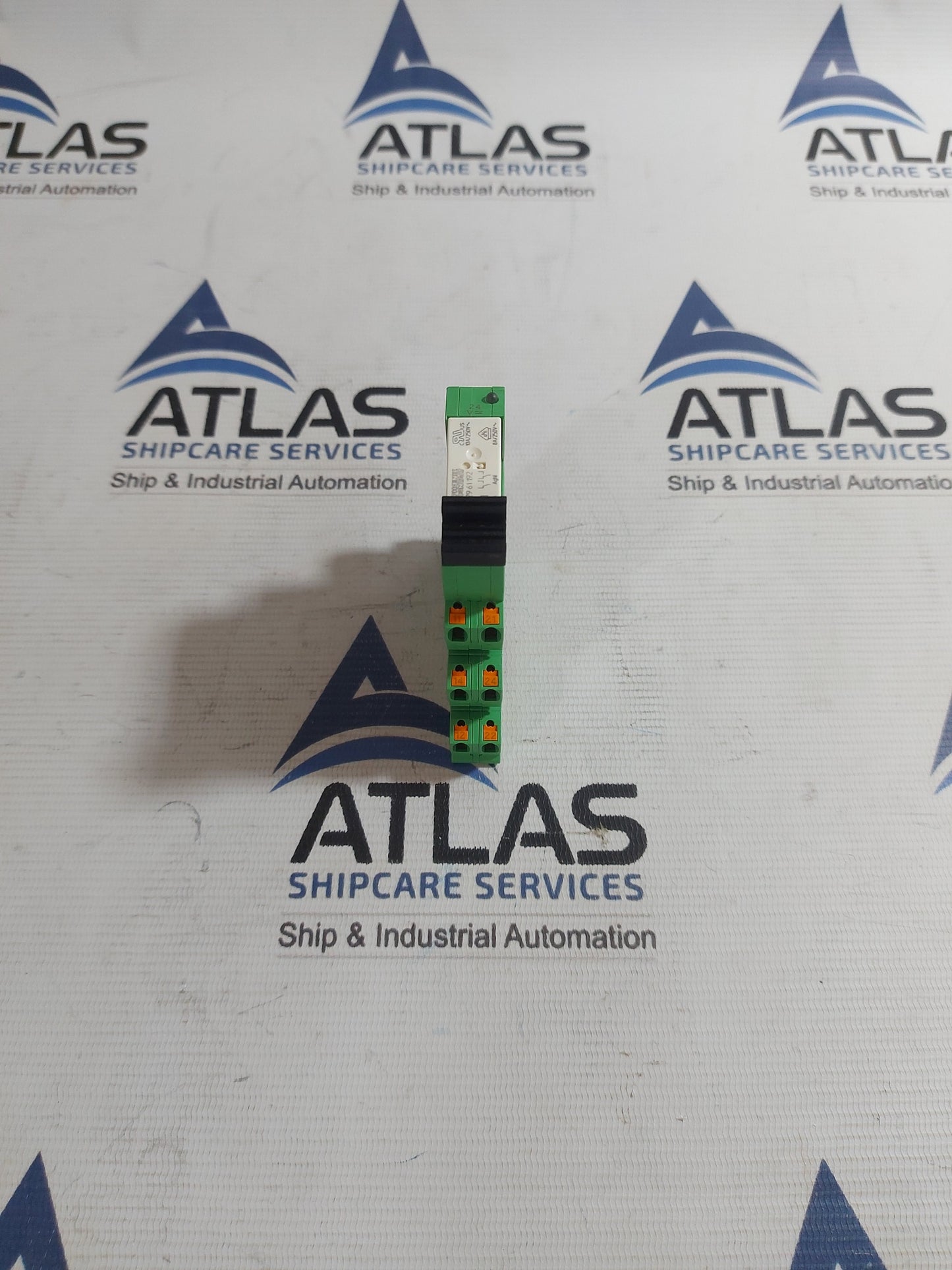 PHOENIX CONTACT PLC-BPT-24UC/21-21 POWER RELAY WITH RELAY SOCKET 29 00 284