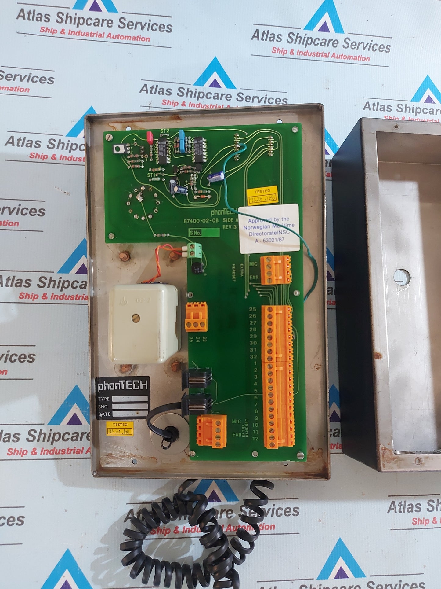 PHONTECH COMMUNICATION 4001 TELEPHONE