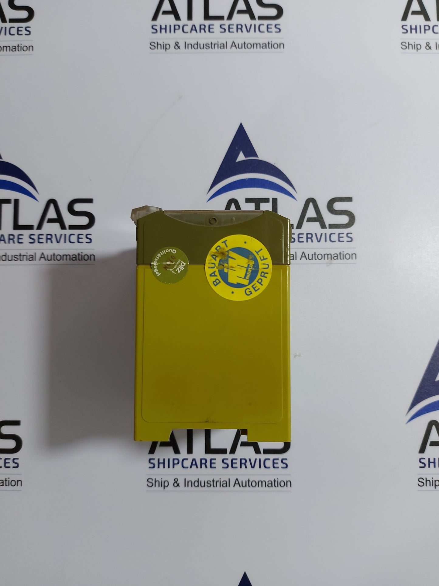 PILZ PNOZ/110V~/3a/1r SAFETY RELAY