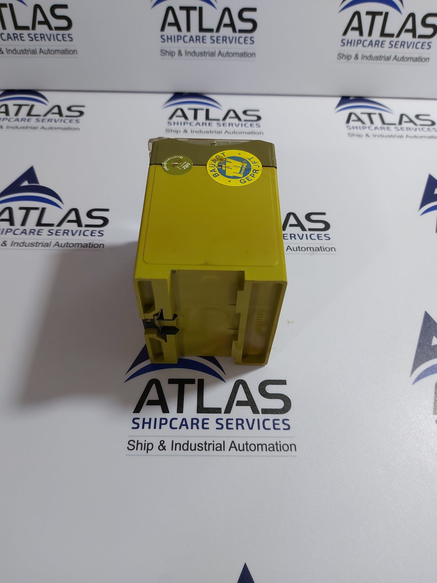 PILZ PNOZ/110V~/3a/1r SAFETY RELAY