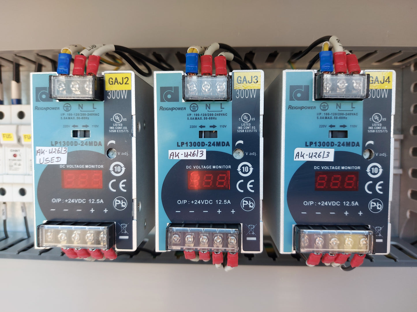 REIGN POWER LP1300S-24MDA AC/DC SWITCHING POWER SUPPLY 24VDC 12.5A 300W