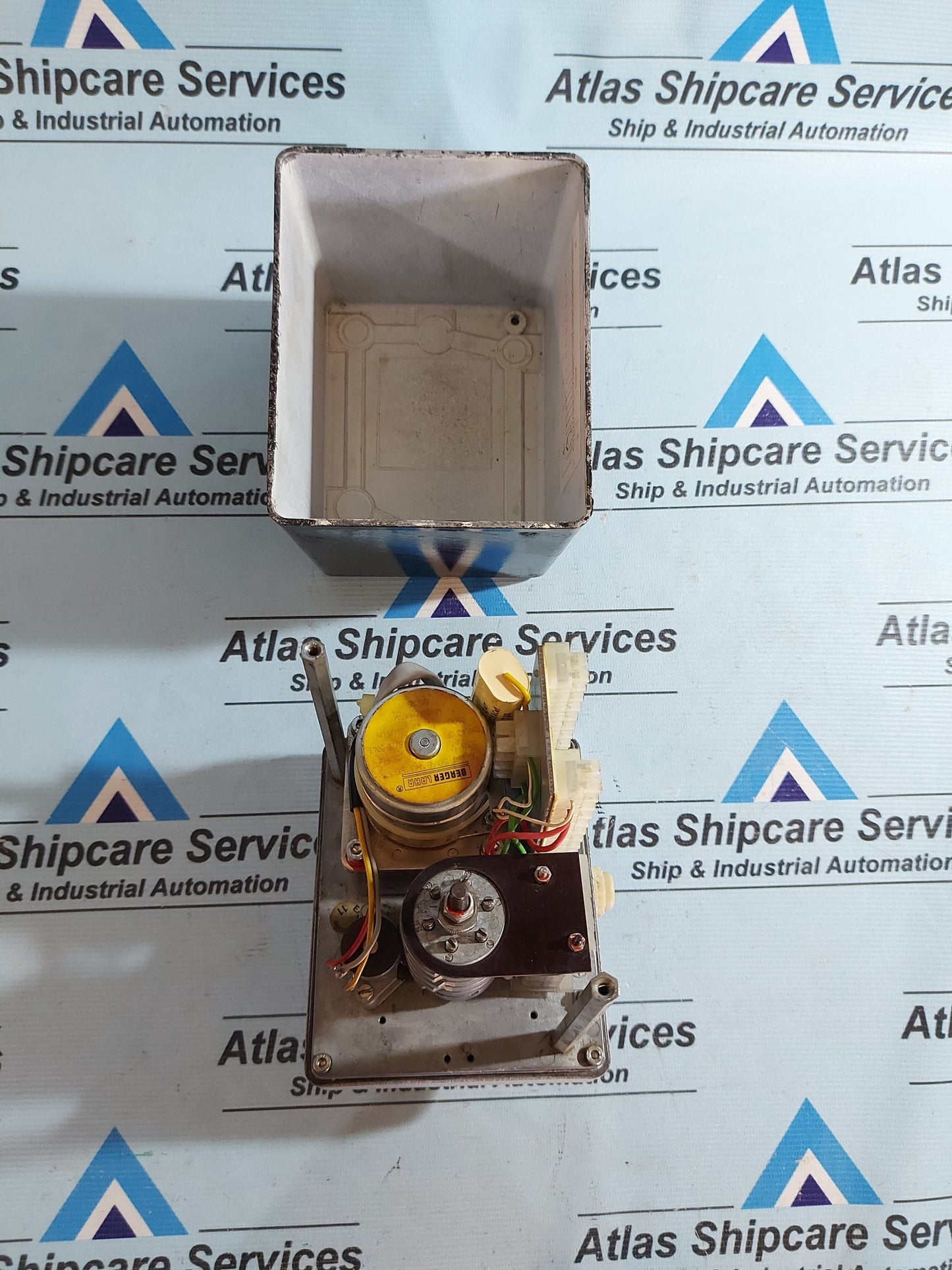 SAACKE 7-6965-502345 BURNER SERVO MOTOR 230VAC 50/60Hz