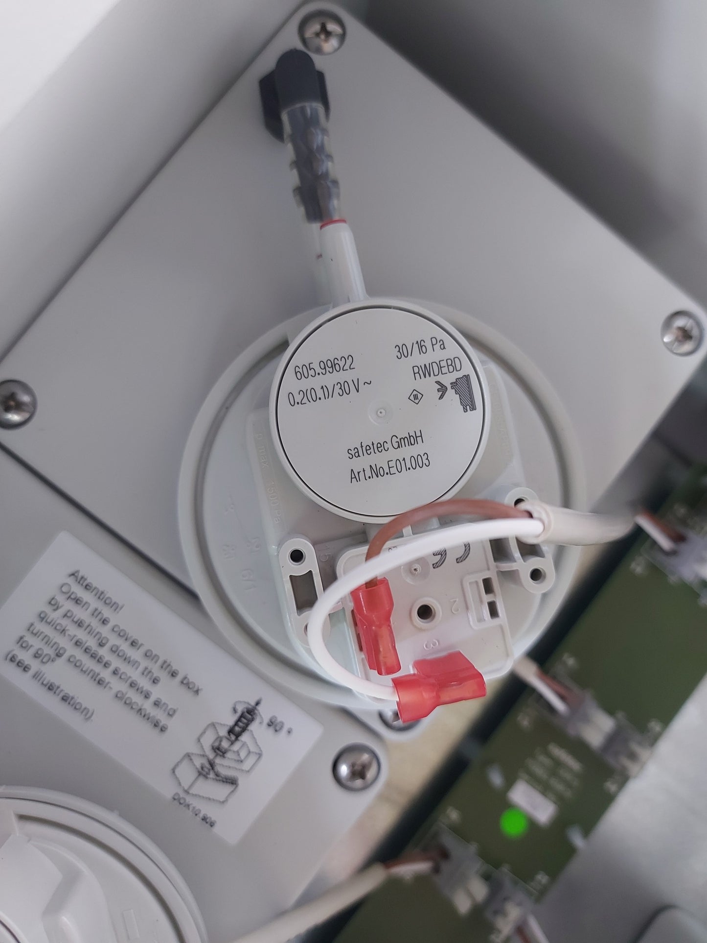 SAFETEC SDS-72 SMOKE DETECTION SYSTEM PANEL